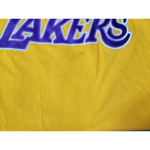 NWT-Majestic Los Angeles Lakers Men’s T-Shirt – Gold – Size XL - Picture 7 of 12